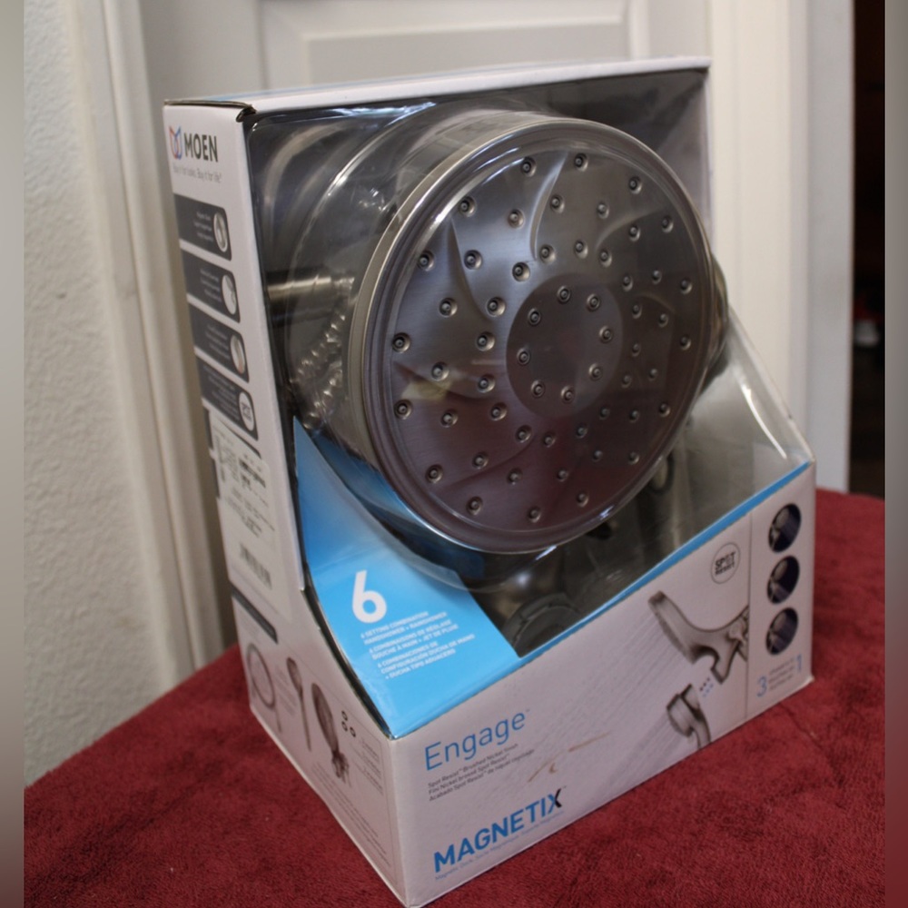 Moen Engage Handheld Showerhead with Magnetix
